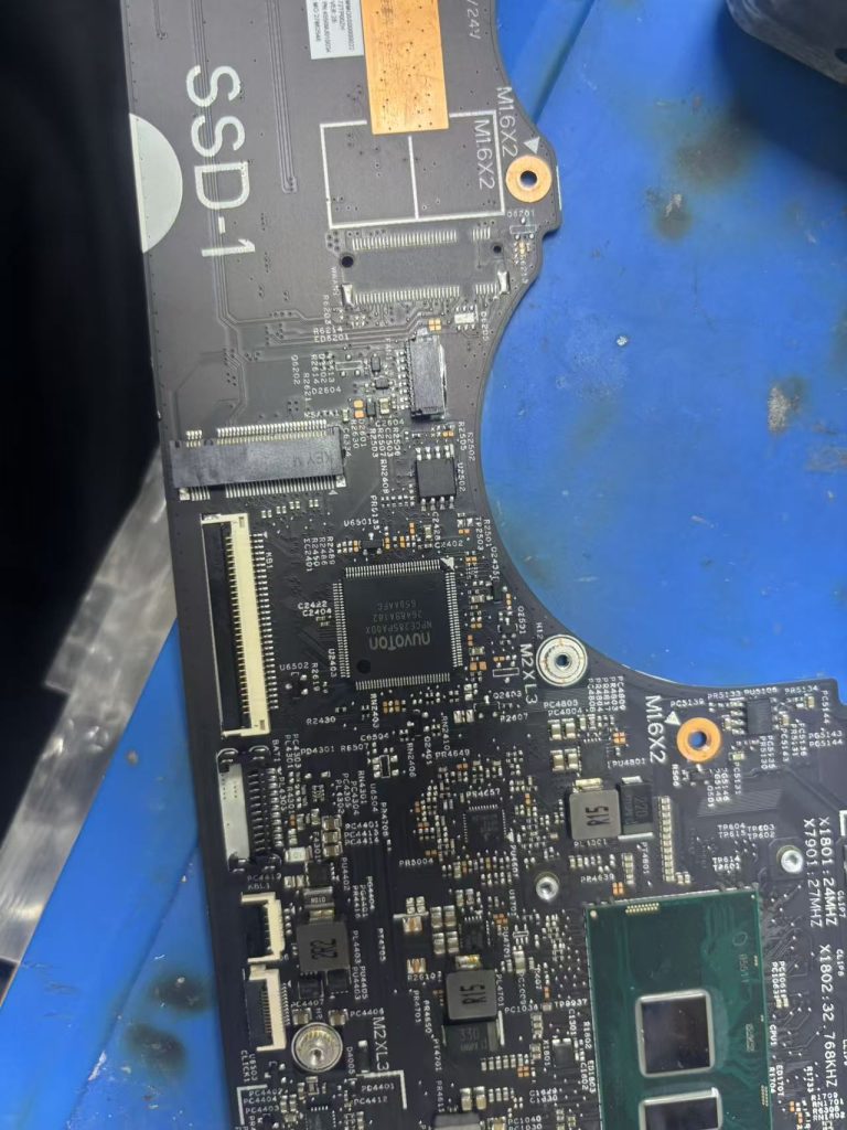 20251104164103306-ba78871b17ee5d50403b79fa551b11ba